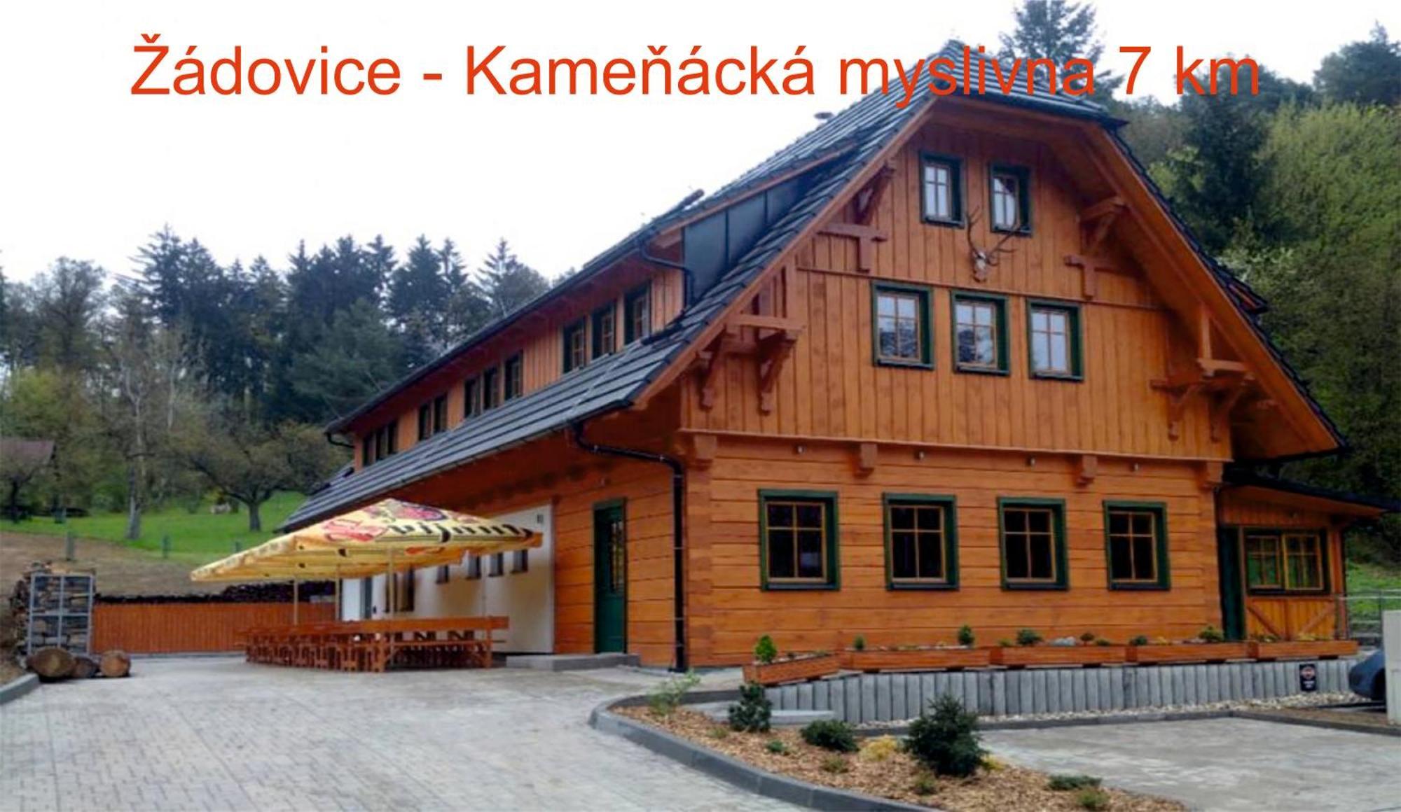 Cyklo Ubytovani A Vinny Sklep Zadovice Exterior foto