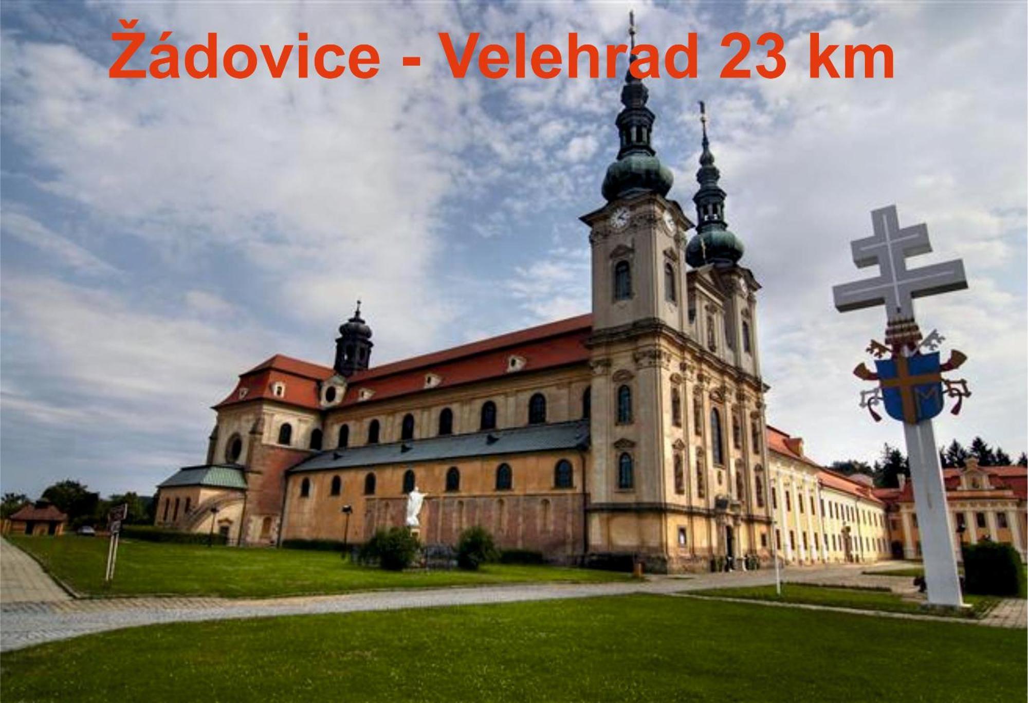 Cyklo Ubytovani A Vinny Sklep Zadovice Exterior foto
